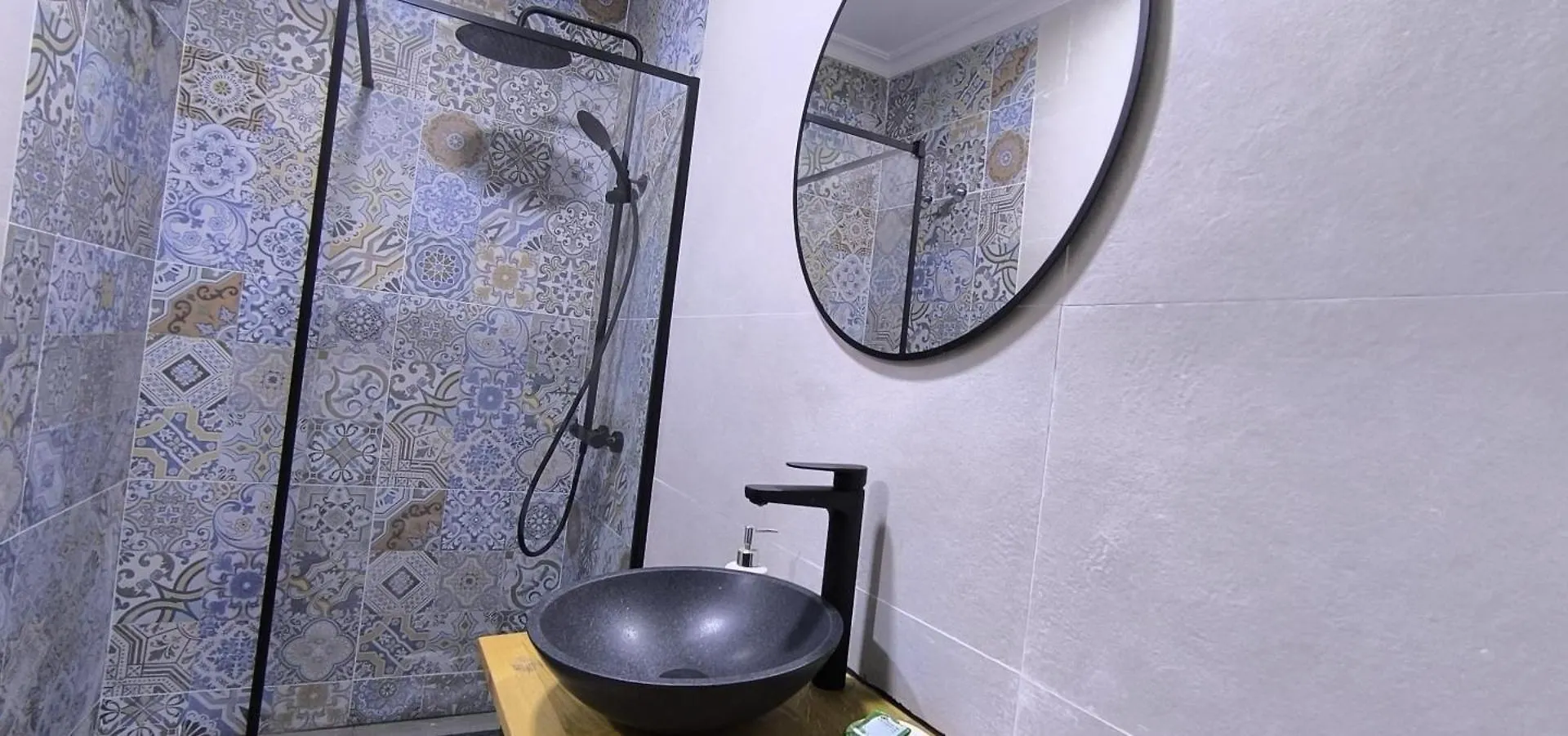 Homestay Casa Salma Apartment Seville